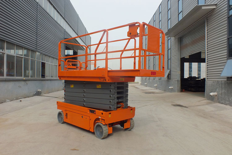 成都升降機(jī)出租高度從4米~42米出租